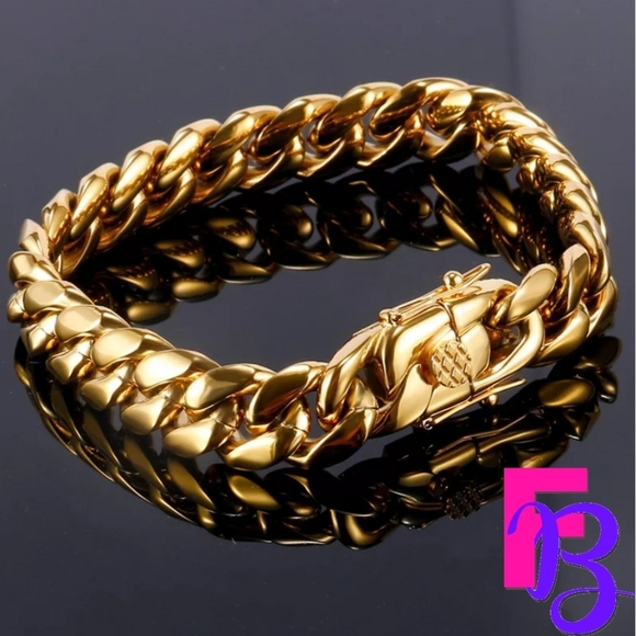 *NEW!* Chunky 18K Miami Cuban Bracelet - Picture 3 of 9